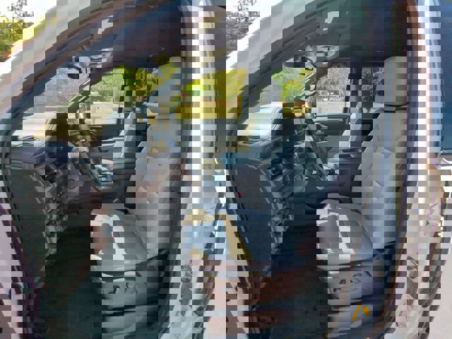 Used 2022 Chevrolet Tahoe Z71 w/ Z71 Off-Road Package image 16