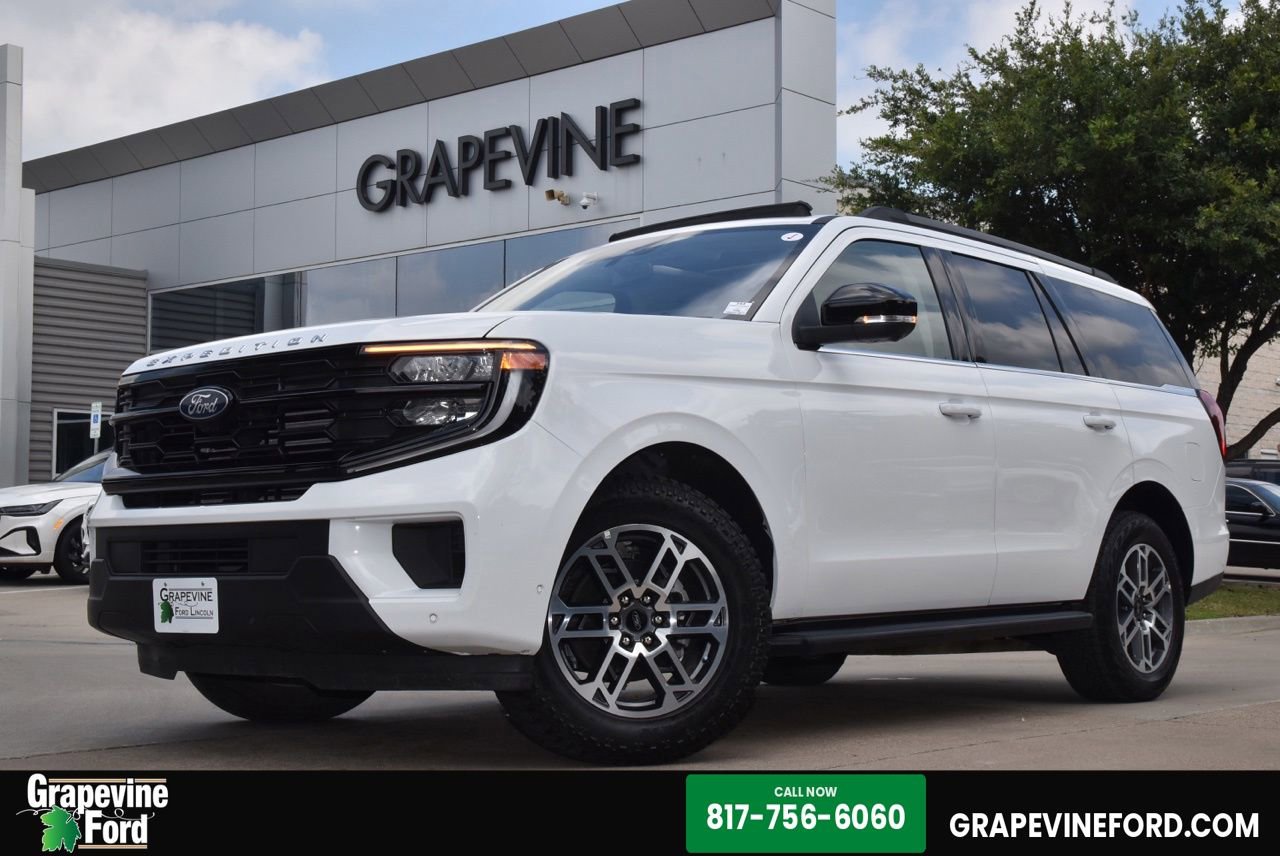 Certified 2025 Ford Expedition Active AWD/4WD image 1