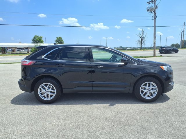 Certified 2022 Ford Edge SEL w/ Convenience Package AWD/4WD image 6