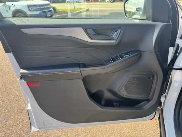 Certified 2025 Ford Escape Active AWD/4WD image 11