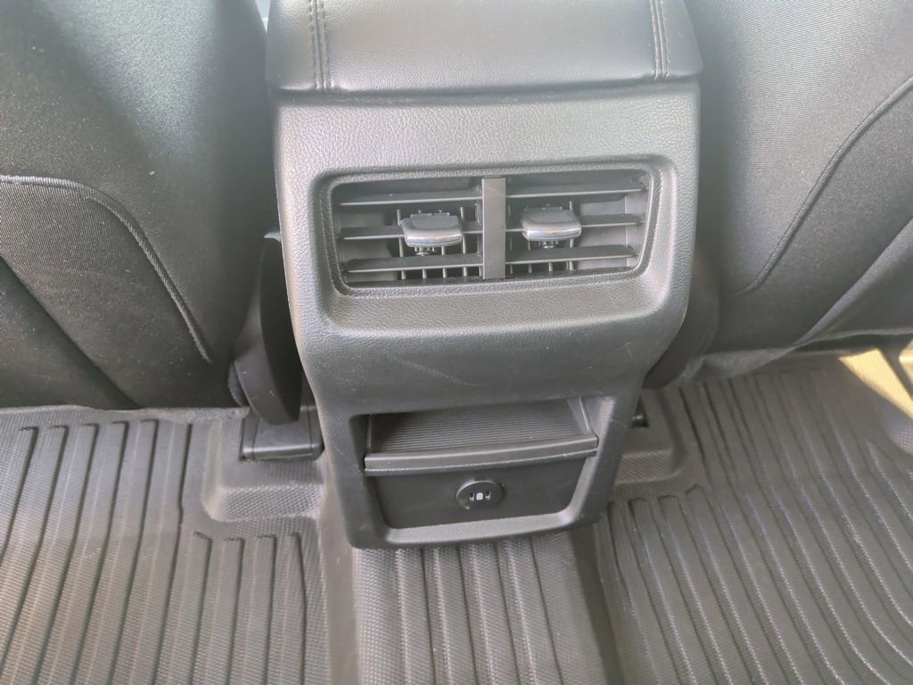 Certified 2024 Ford Edge SE AWD/4WD image 20
