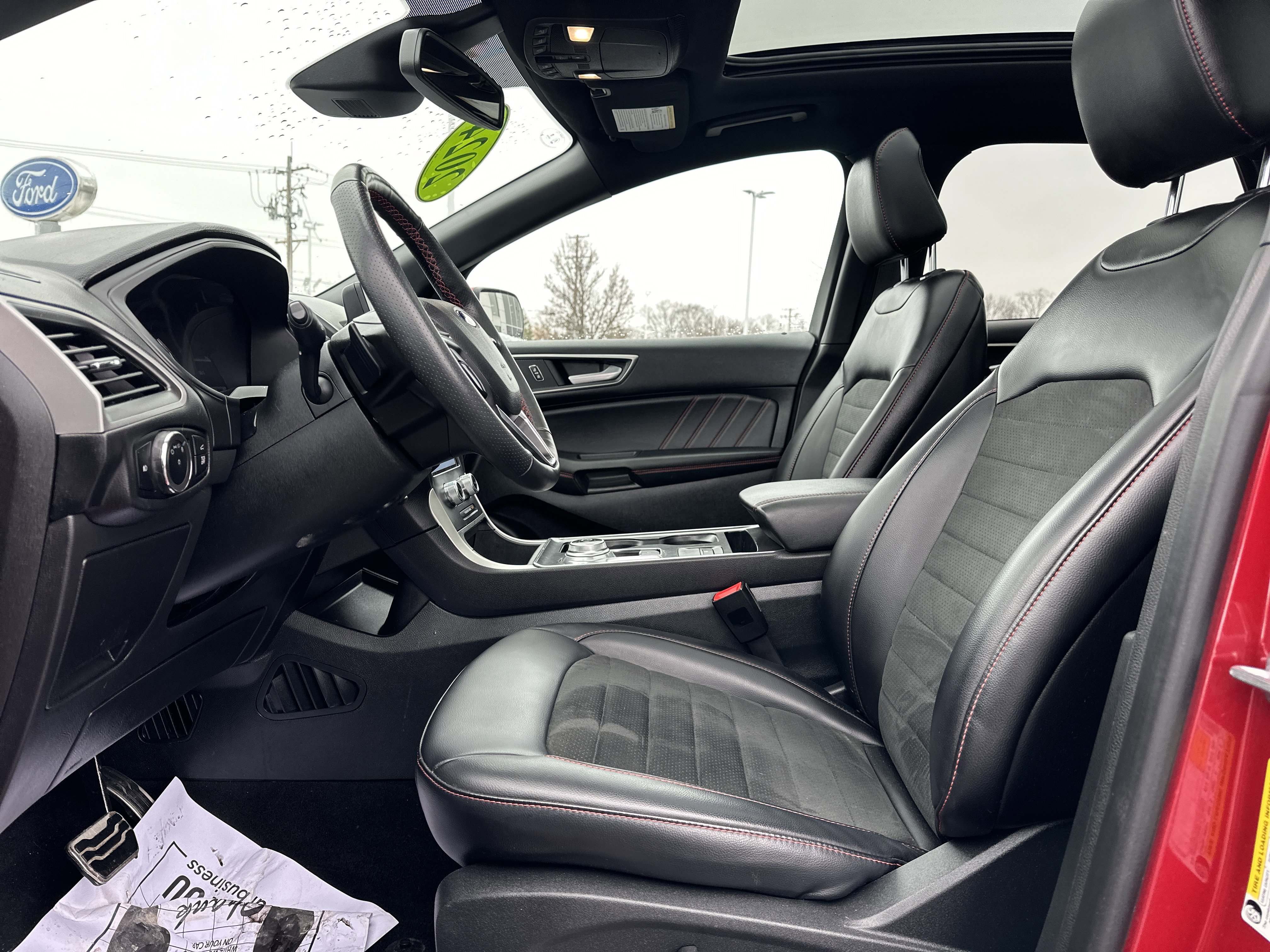 Certified 2024 Ford Edge ST-Line w/ Class II Trailer Tow Package image 17