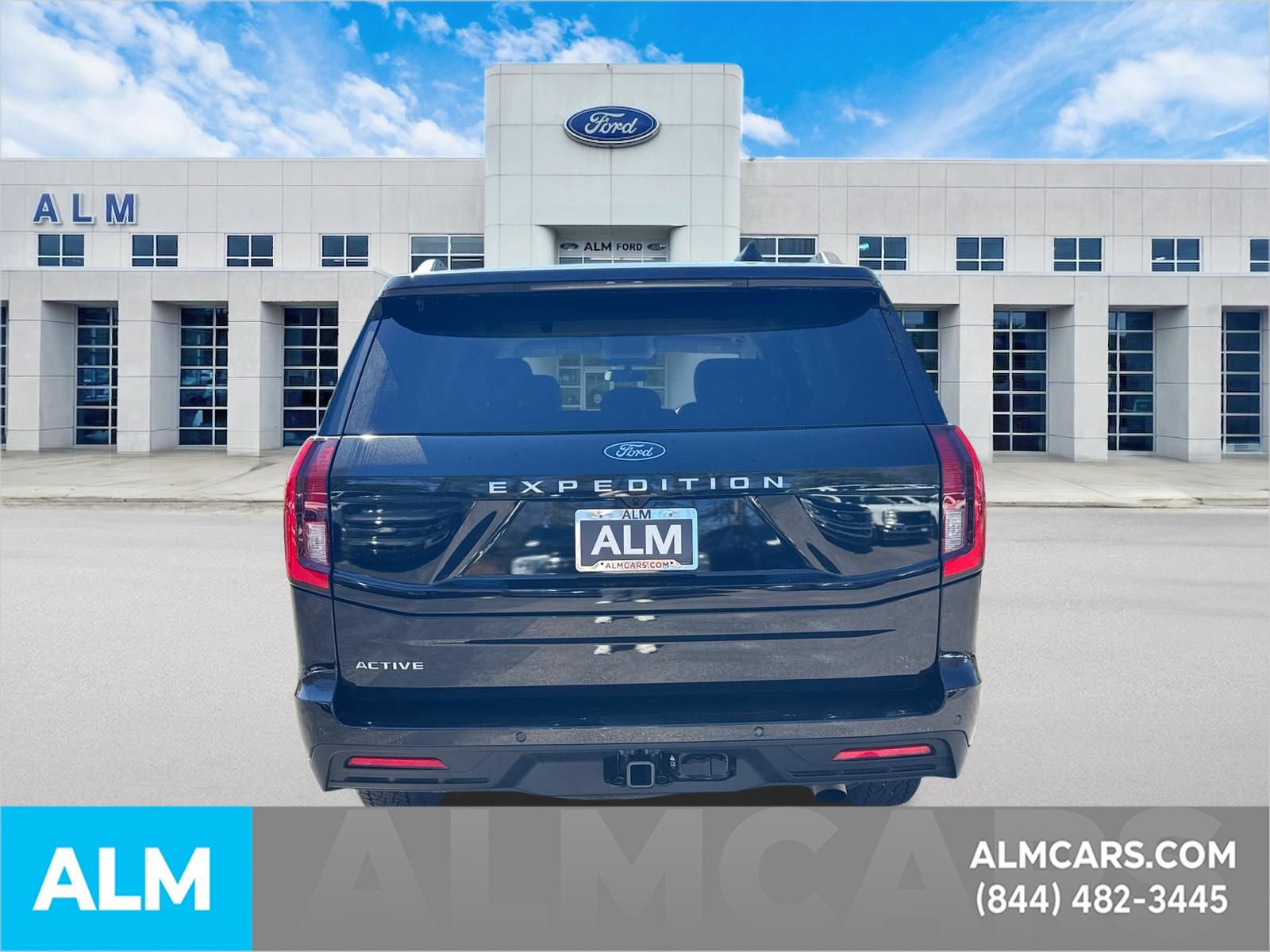 Certified 2025 Ford Expedition Active AWD/4WD image 6