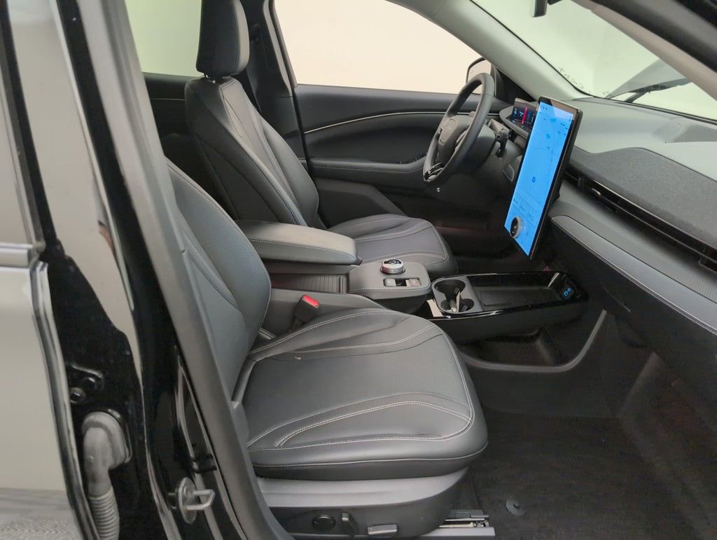 Certified 2024 Ford Mustang Mach-E Premium image 39