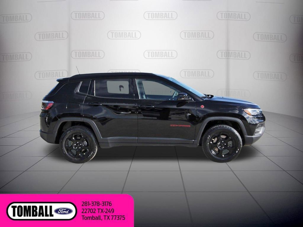 Used 2023 Jeep Compass Trailhawk image 6