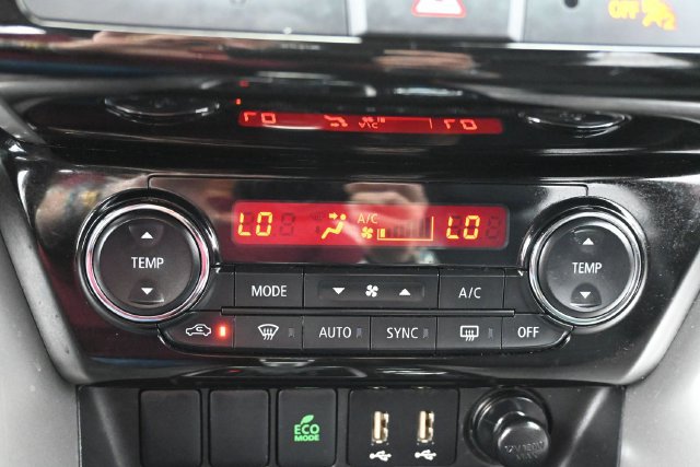 Used 2025 Mitsubishi Eclipse Cross SE AWD/4WD image 23
