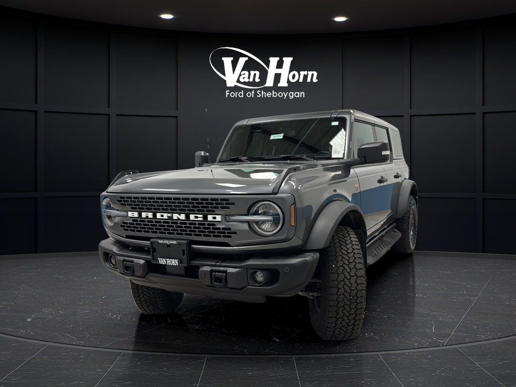 Certified 2025 Ford Bronco Badlands AWD/4WD image 3