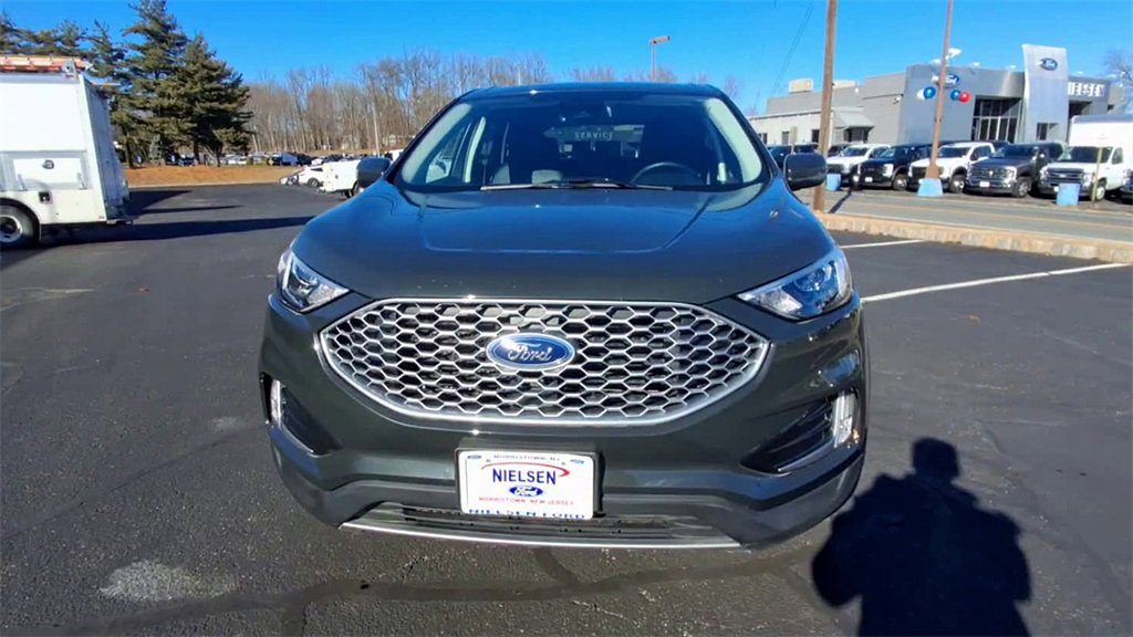 Certified 2023 Ford Edge SEL w/ Convenience Package image 3
