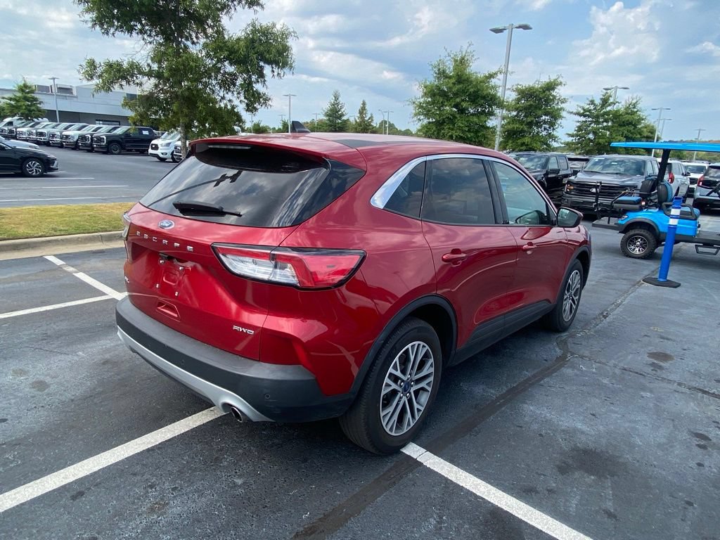 Certified 2022 Ford Escape SEL w/ Technology Package AWD/4WD image 7