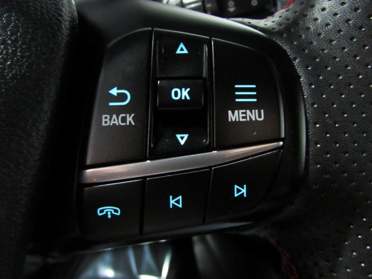 Certified 2025 Ford Escape ST-Line Select AWD/4WD image 25