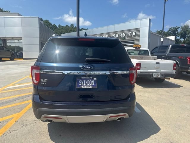 Certified 2017 Ford Explorer XLT w/ Equipment Group 202A FWD image 11