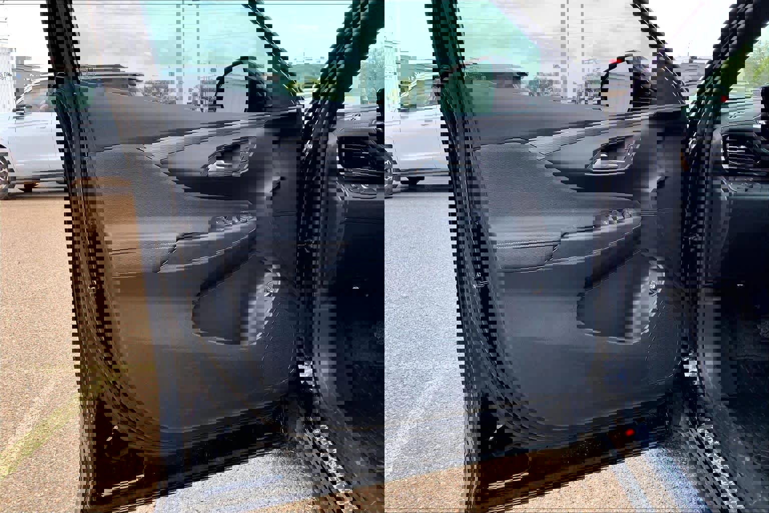 Used 2025 Buick Envista Avenir image 22