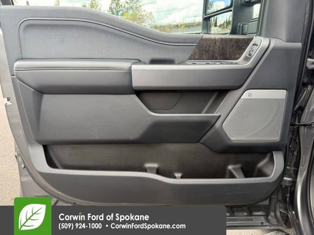 Certified 2025 Ford F350 Lariat w/ Camper Package AWD/4WD image 21