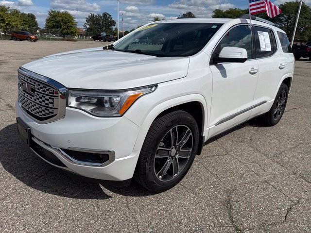 Used 2017 GMC Acadia Denali w/ Technology Package AWD/4WD image 3