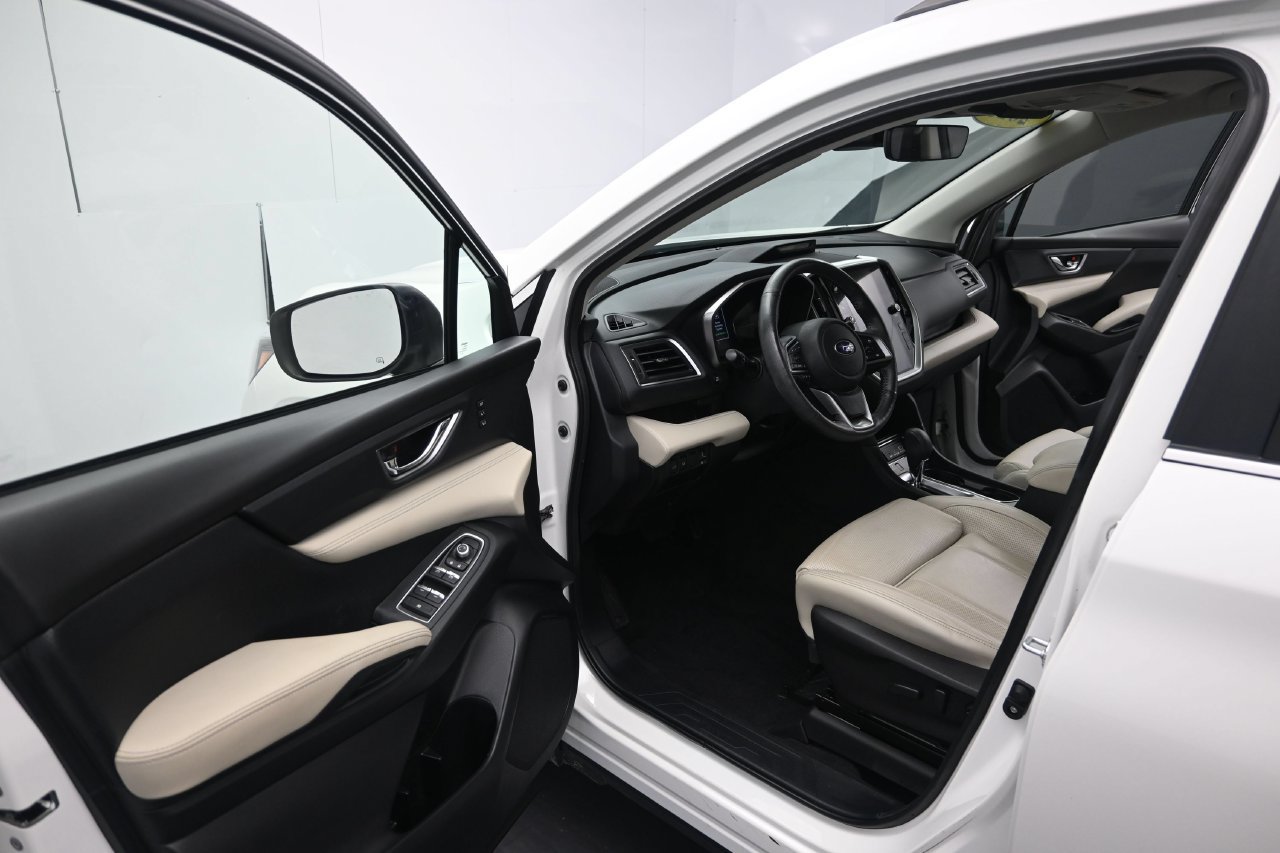 Used 2023 Subaru Ascent Limited AWD/4WD image 12