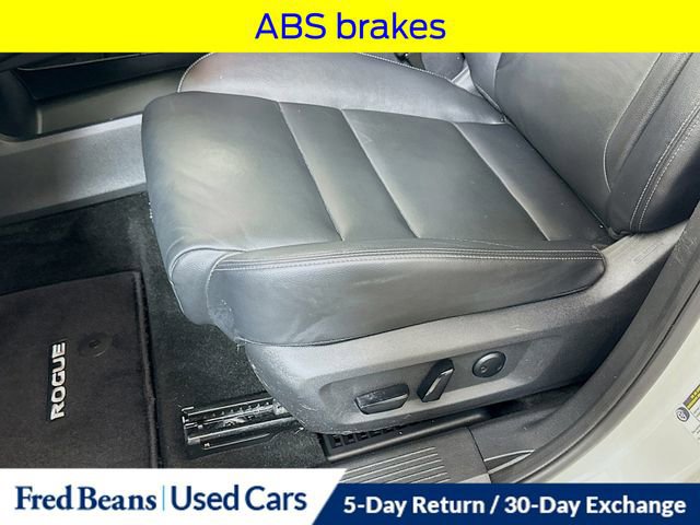 Used 2023 Nissan Rogue SL w/ SL Premium Package image 24