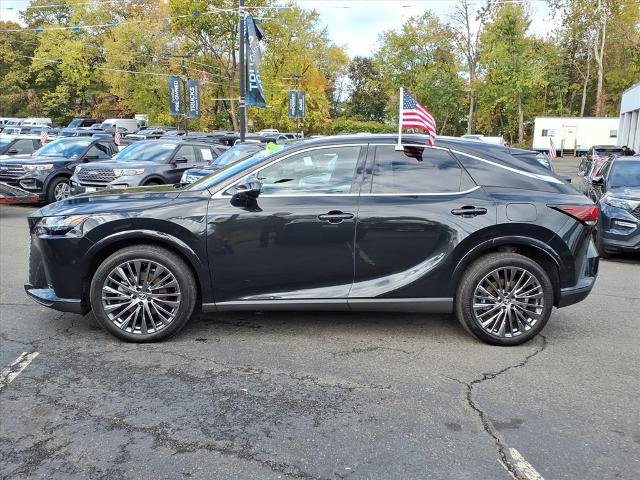 Used 2024 Lexus RX 450h AWD w/ Luxury Package image 2