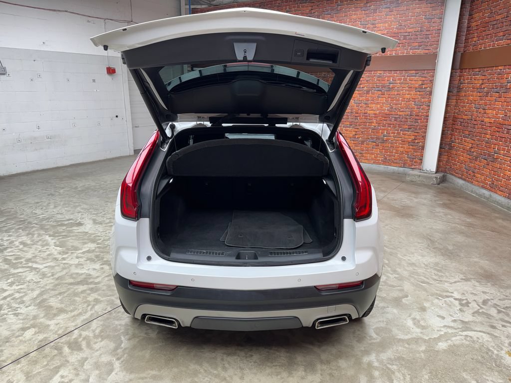 Used 2021 Cadillac XT4 Premium Luxury AWD/4WD image 26