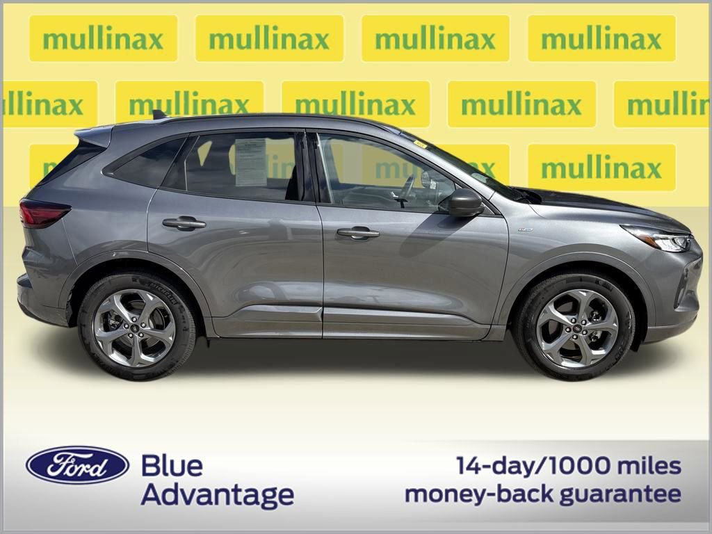 Certified 2024 Ford Escape ST-Line w/ Tech Pack #1 video 2