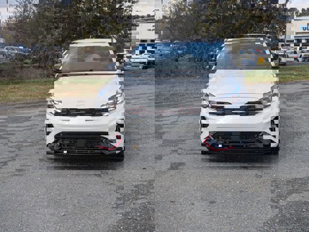 Used 2024 Kia Forte GT-Line w/ GT-Line Premium Package image 9