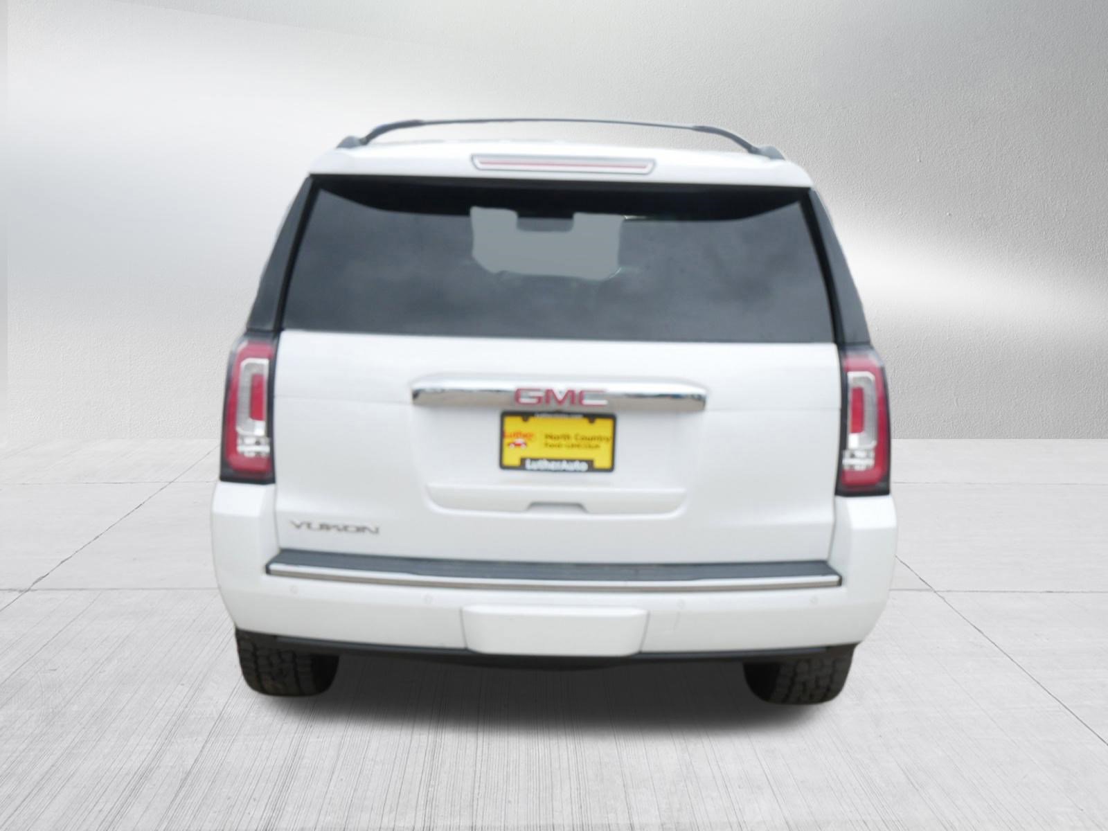 Used 2018 GMC Yukon Denali w/ Enhanced Security Package image 4