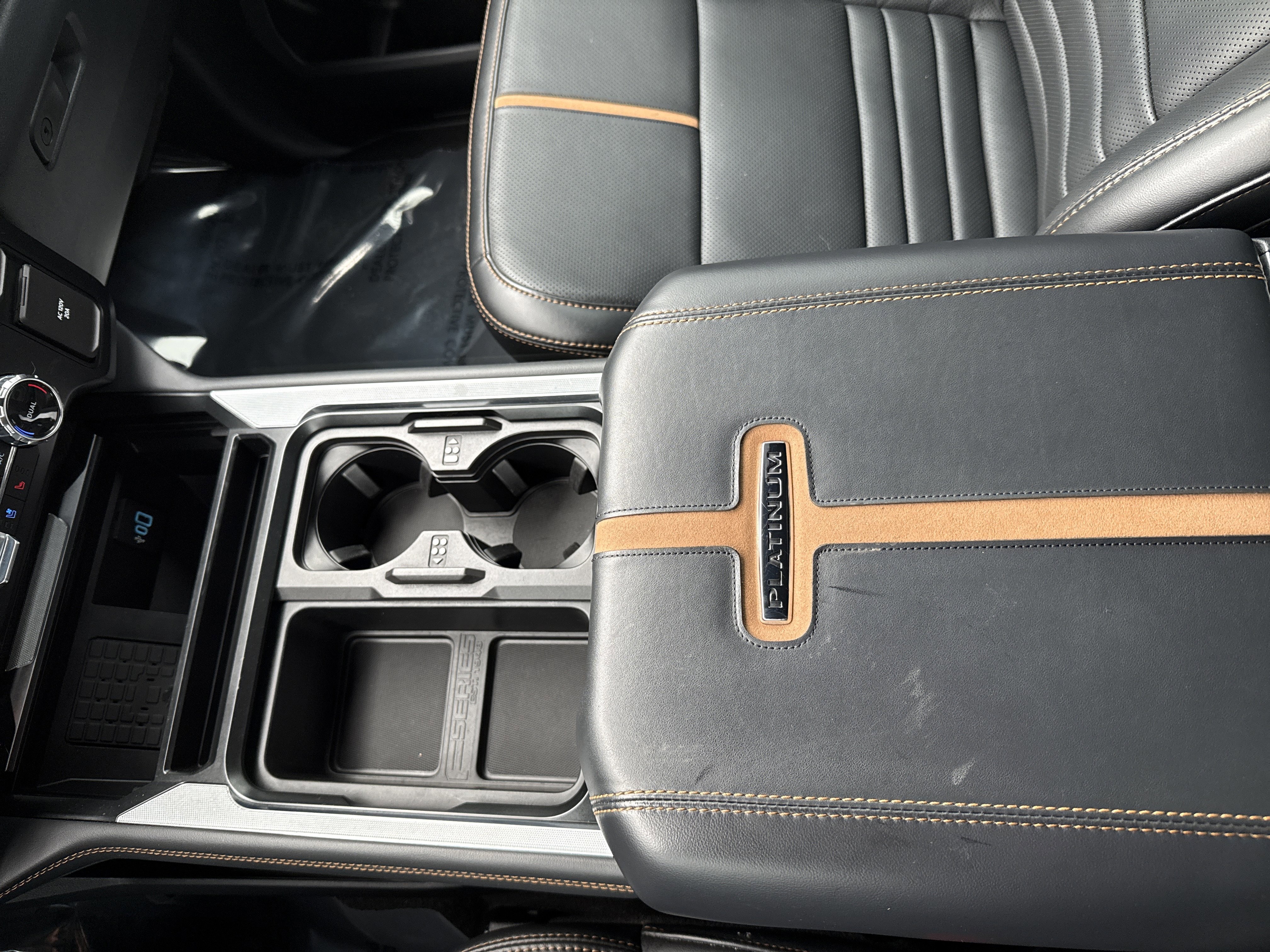 Certified 2023 Ford F350 Platinum w/ FX4 Off-Road Package image 26