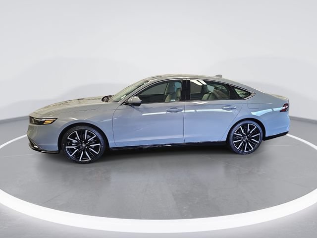 Used 2026 Honda Accord Touring image 2