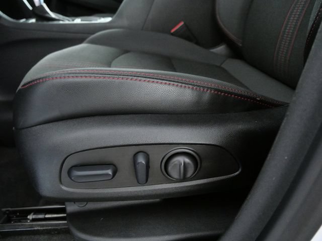 Used 2024 Chevrolet Equinox RS AWD/4WD image 16