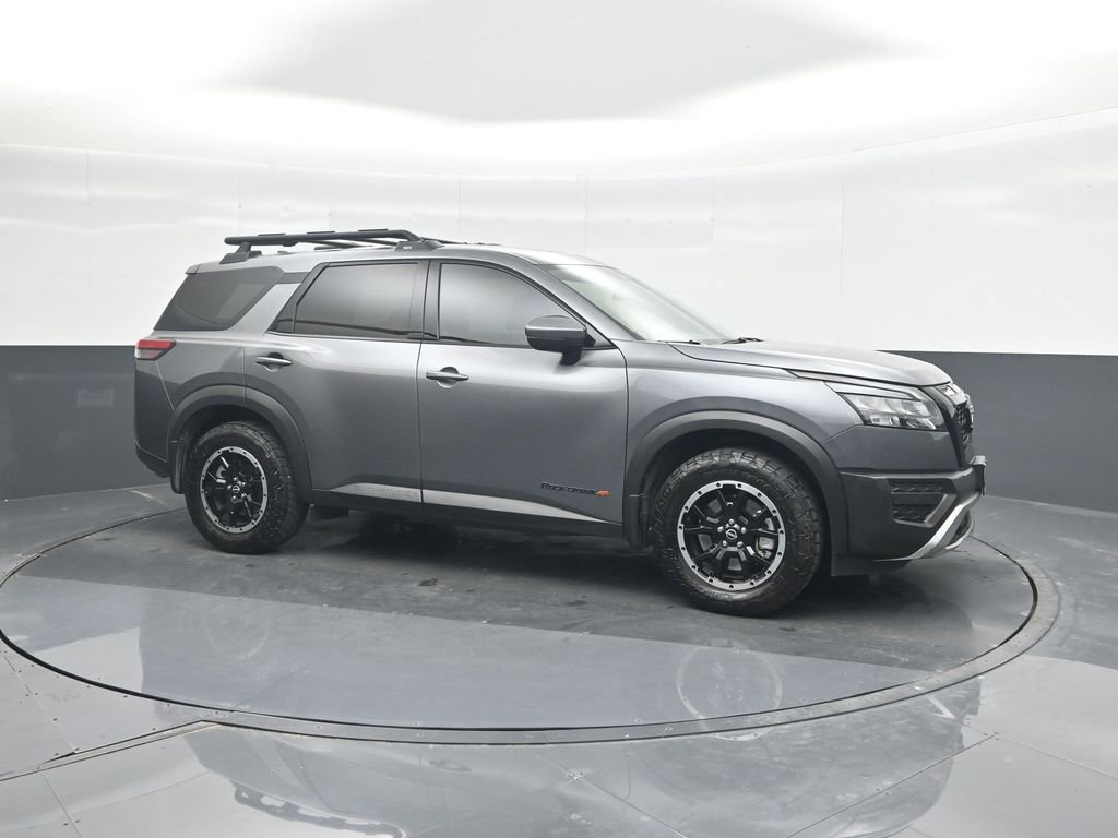 Used 2025 Nissan Pathfinder Rock Creek AWD/4WD image 11