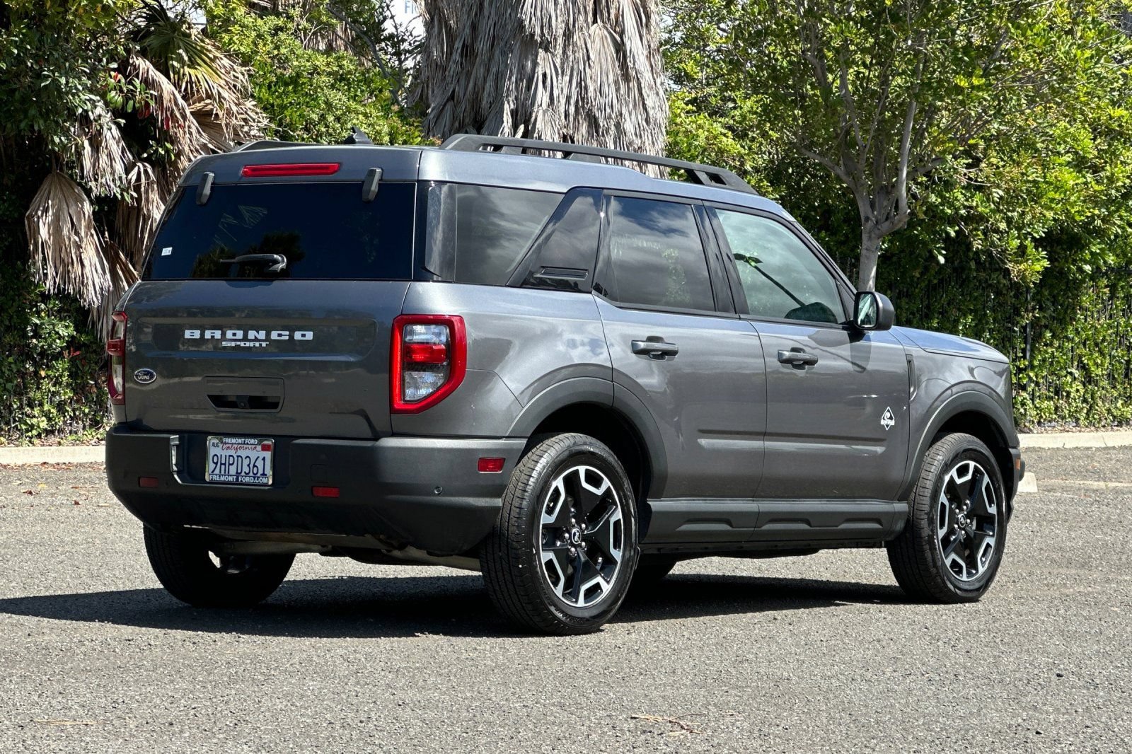 Certified 2023 Ford Bronco Sport Outer Banks AWD/4WD image 3