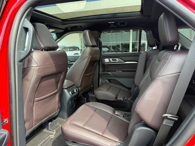 Certified 2026 Ford Explorer Platinum w/ LUX Leather Package AWD/4WD image 12