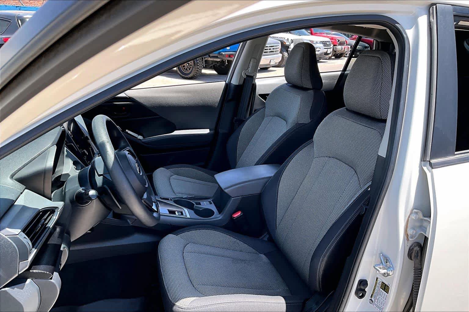 Used 2024 Subaru Crosstrek 2.0i Premium w/ Crosstrek Mirror Package AWD/4WD image 8