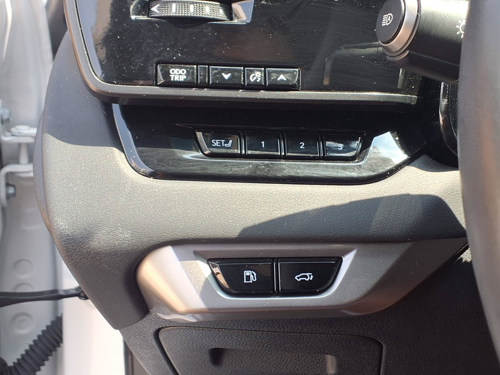 Used 2024 Lexus RX 350 Premium w/ Cold Area Package AWD/4WD image 22