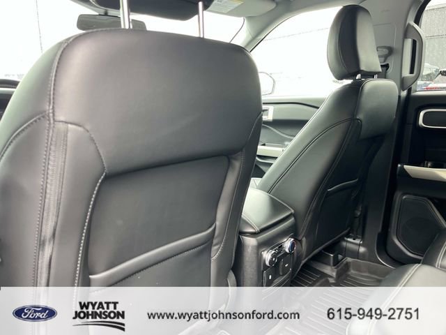 Certified 2022 Ford Explorer XLT w/ Equipment Group 202A image 18