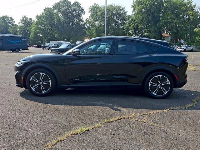 Certified 2021 Ford Mustang Mach-E Select w/ Comfort/Appearance Package RWD image 4
