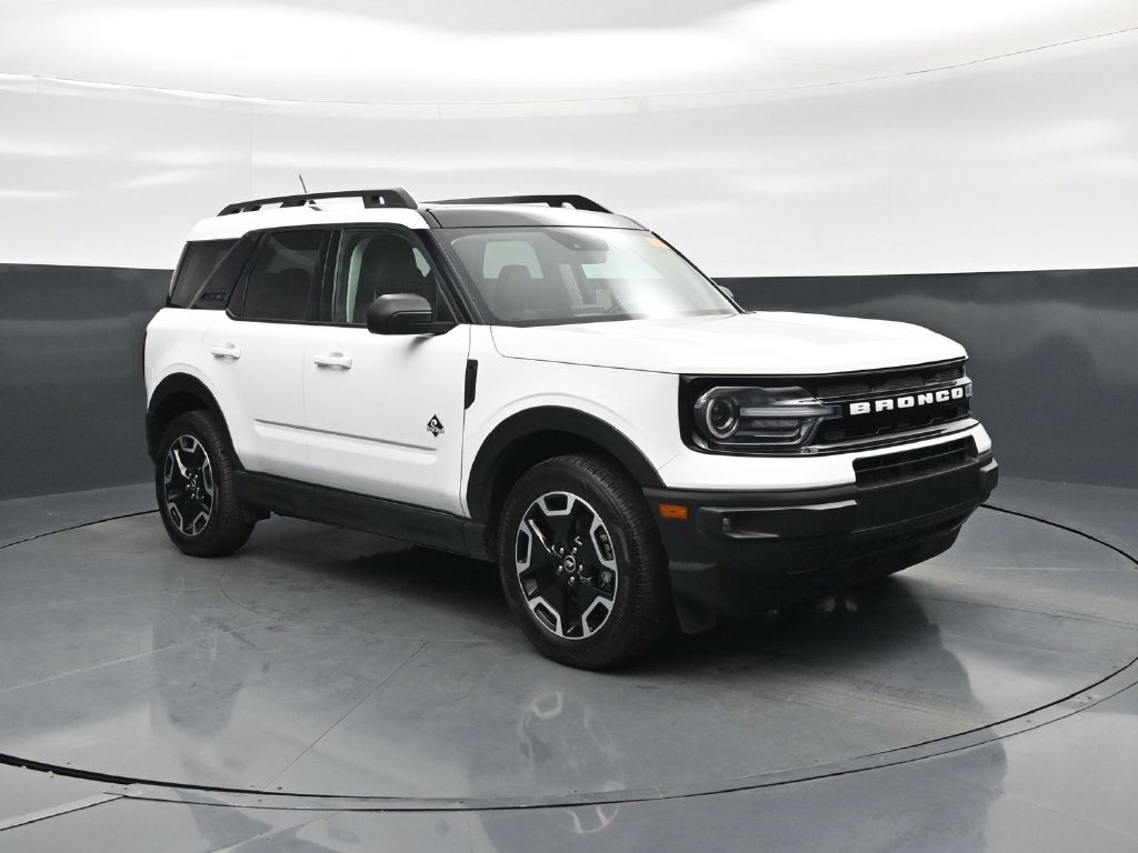 Certified 2023 Ford Bronco Sport Outer Banks w/ Tech Package AWD/4WD image 21