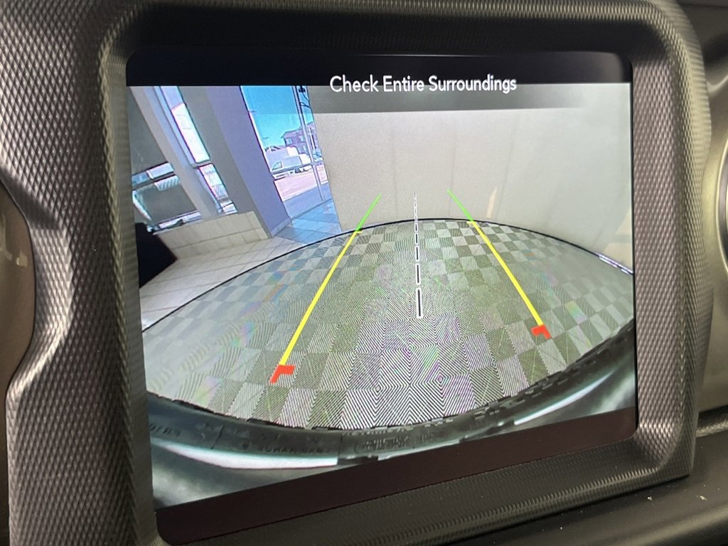 Used 2020 Jeep Wrangler Unlimited Sahara image 20