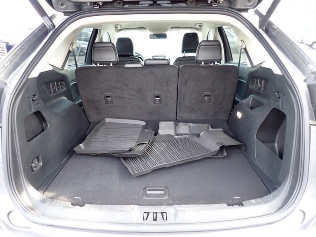 Certified 2022 Ford Edge SEL w/ Convenience Package image 10
