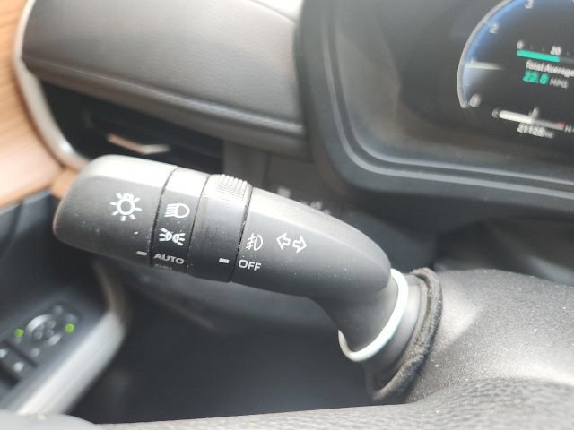 Used 2025 Toyota Grand Highlander FWD image 33