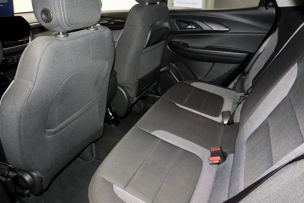 Used 2025 Chevrolet TrailBlazer LT AWD/4WD image 20
