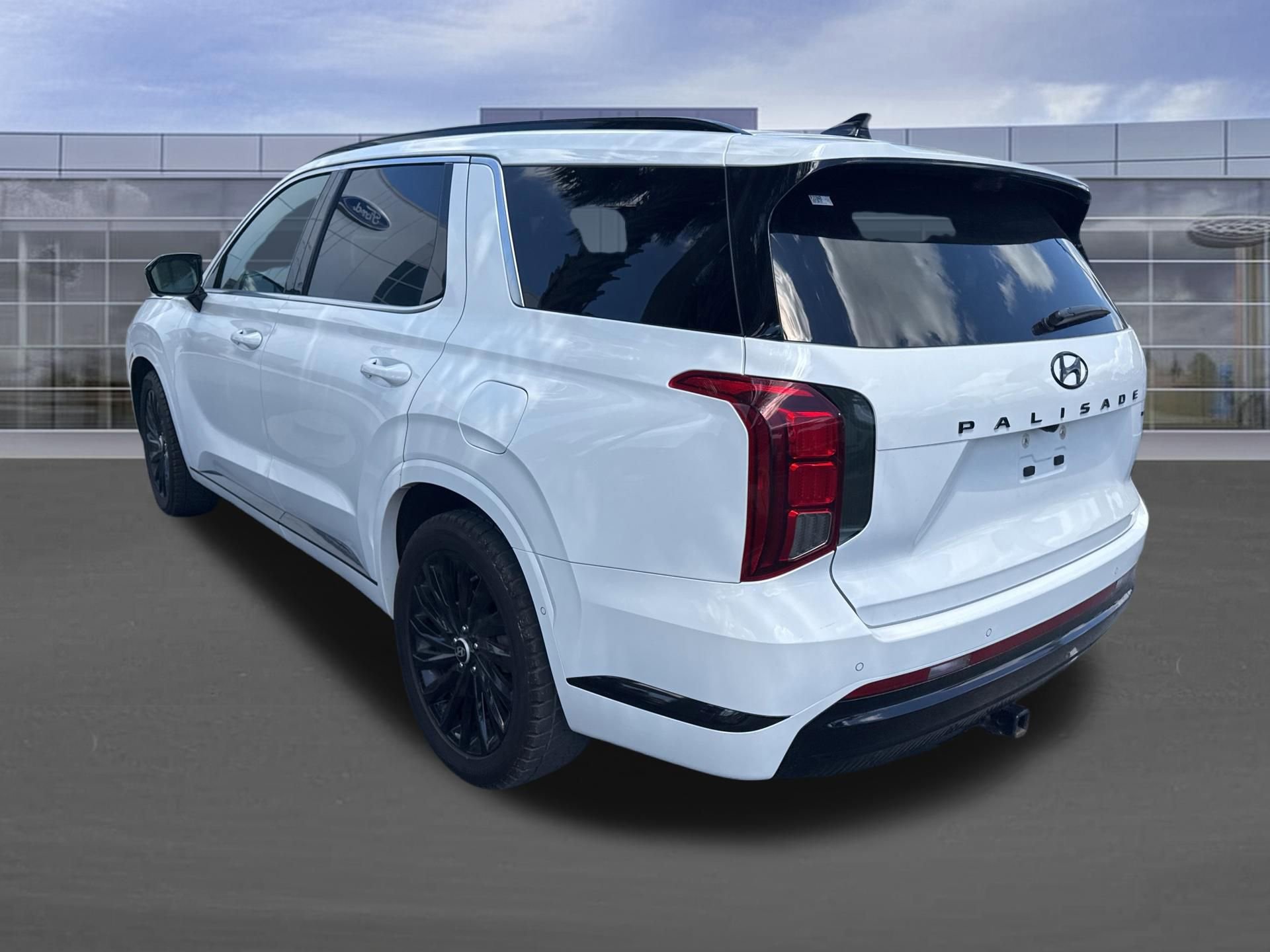 Used 2024 Hyundai Palisade Calligraphy AWD/4WD image 7
