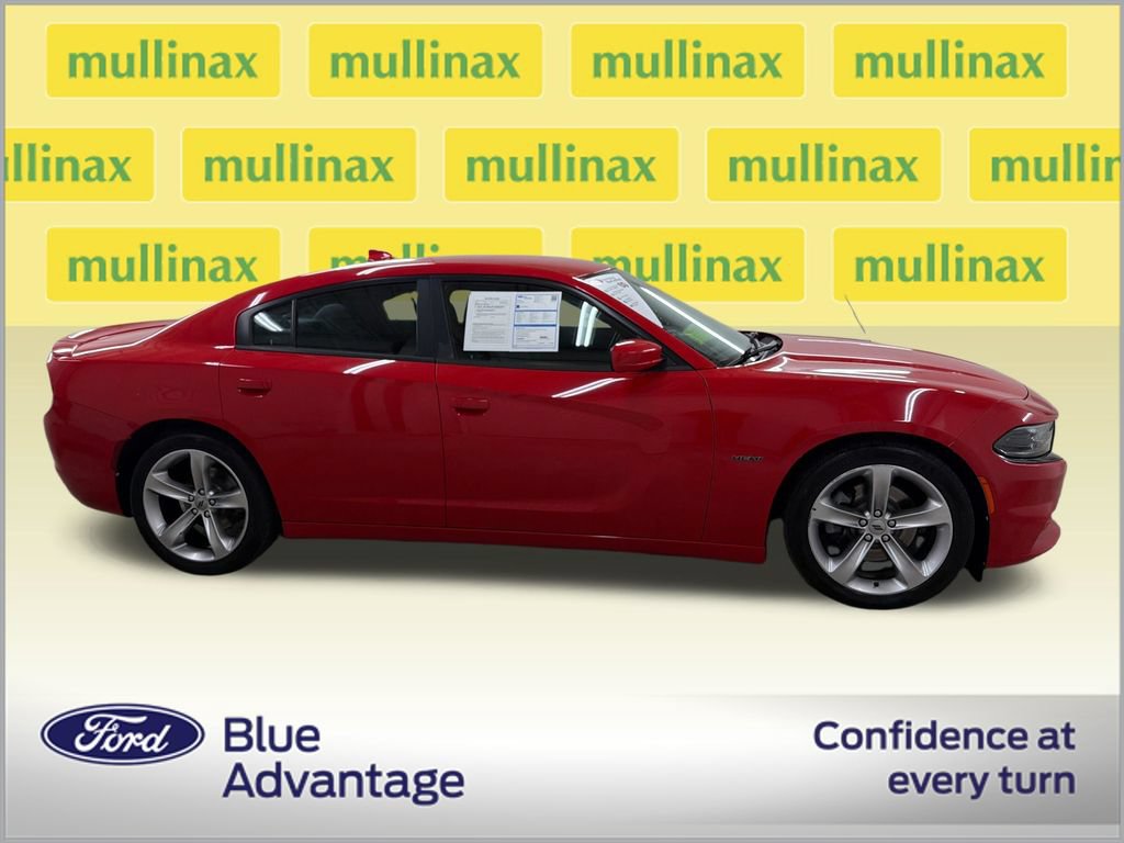 Used 2018 Dodge Charger R/T RWD image 2