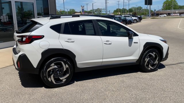 Used 2026 Subaru Crosstrek 2.5i Limited AWD/4WD image 2