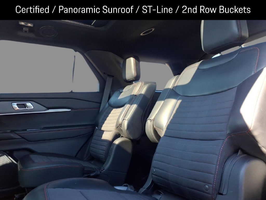 Certified 2025 Ford Explorer ST-Line AWD/4WD image 4