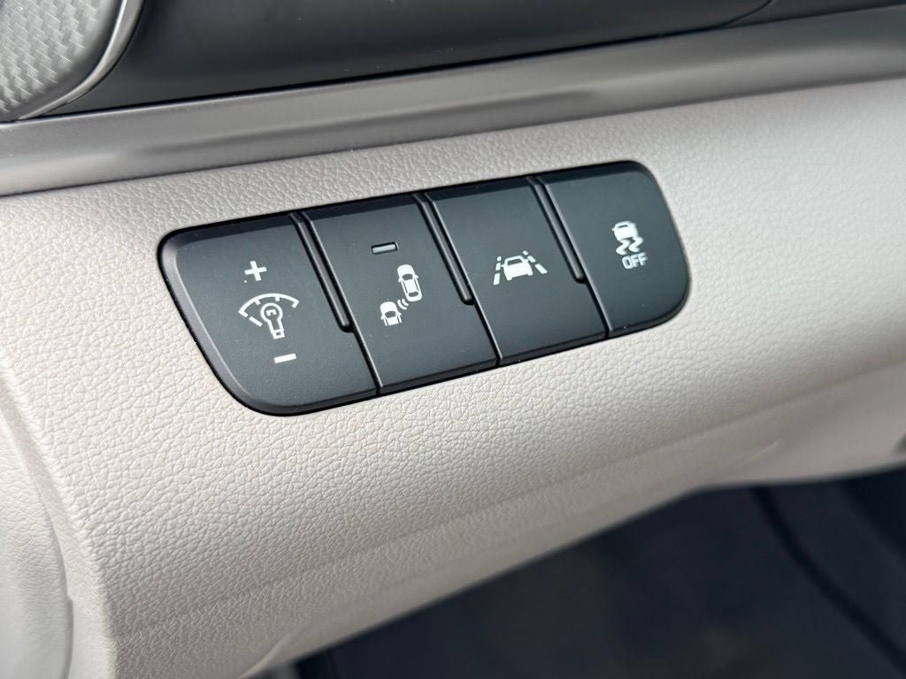 Used 2019 Hyundai Elantra SEL FWD image 23