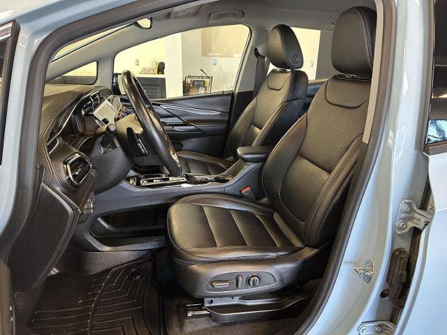 Used 2022 Chevrolet Bolt LT w/ Infotainment Package image 17