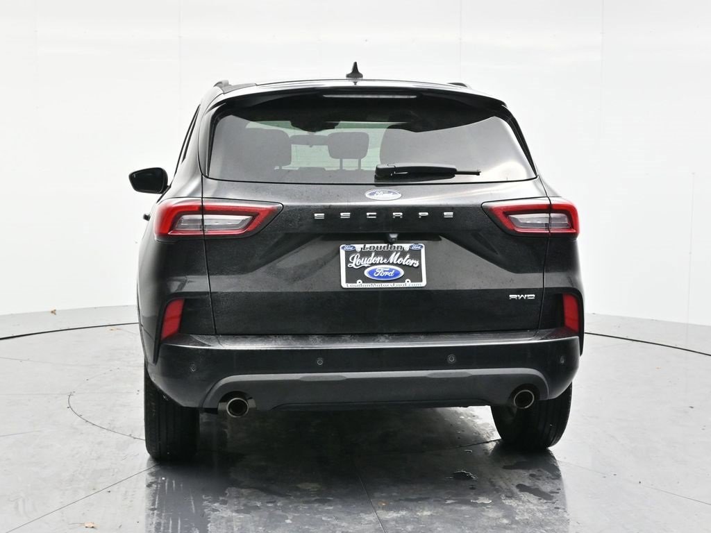 Certified 2023 Ford Escape ST-Line w/ Tech Pack #1 image 9