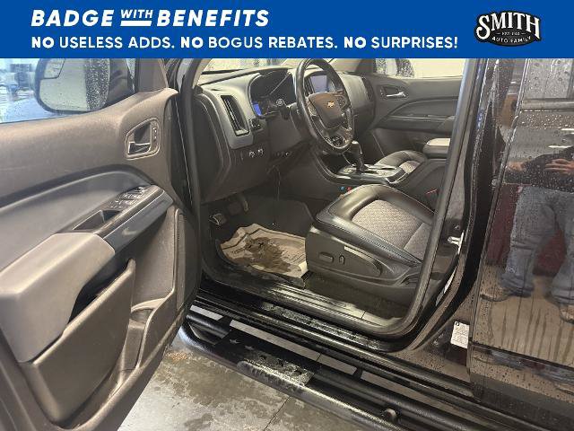 Used 2017 Chevrolet Colorado Z71 w/ Z71 Midnight Edition AWD/4WD image 10