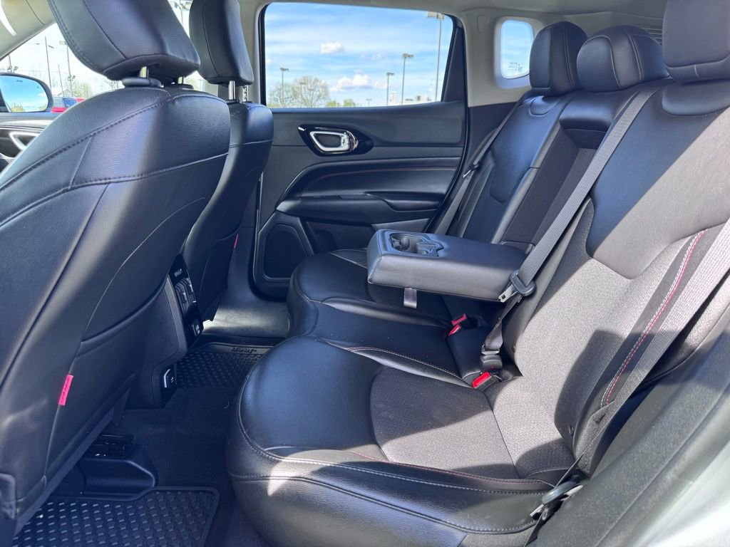 Used 2022 Jeep Compass Trailhawk AWD/4WD image 22