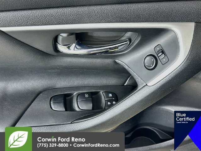Used 2017 Nissan Altima 2.5 SV FWD image 20
